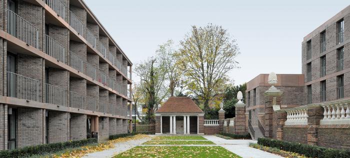 Chadwick Hall Student Residencies
