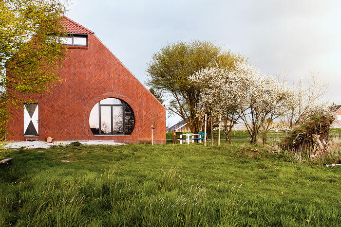 Rundbogen trifft Fischgrät