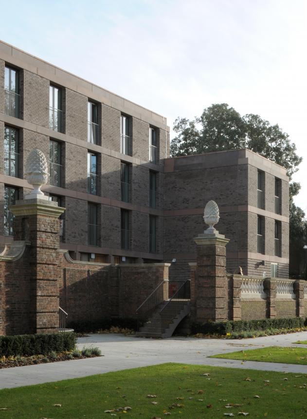 Chadwick Hall Roehampton, London 2012–2016. Detail of the new stairs connecting the North Court to the sunkern garden