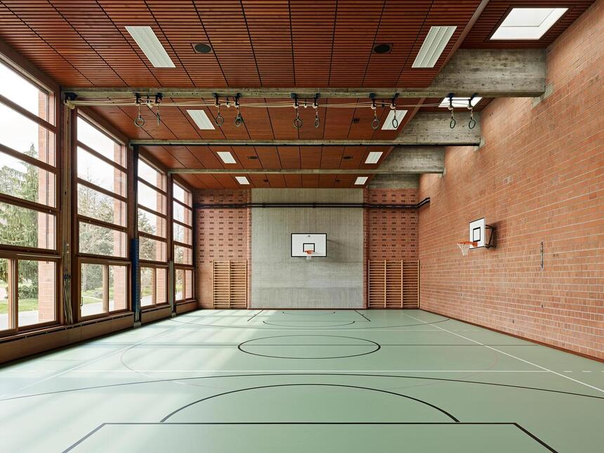 Sanierung und Erweiterung Schulanlage Röhrliberg Cham