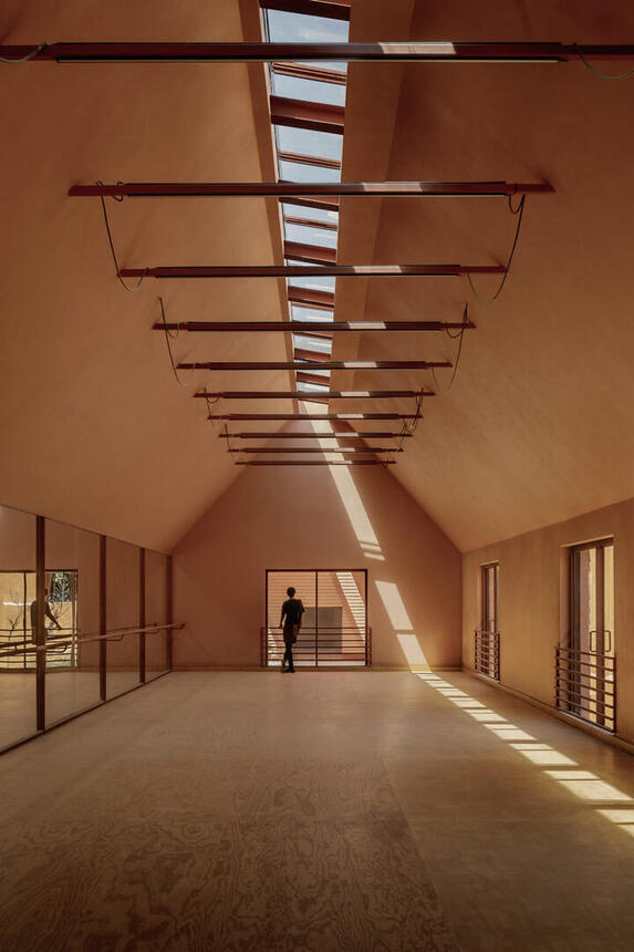 Center for Culture and Arts of the Lakeside