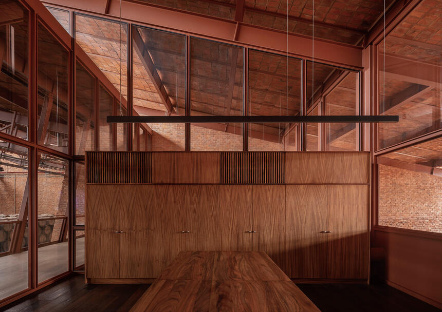 Bottling warehouse and offices for Clase Azul