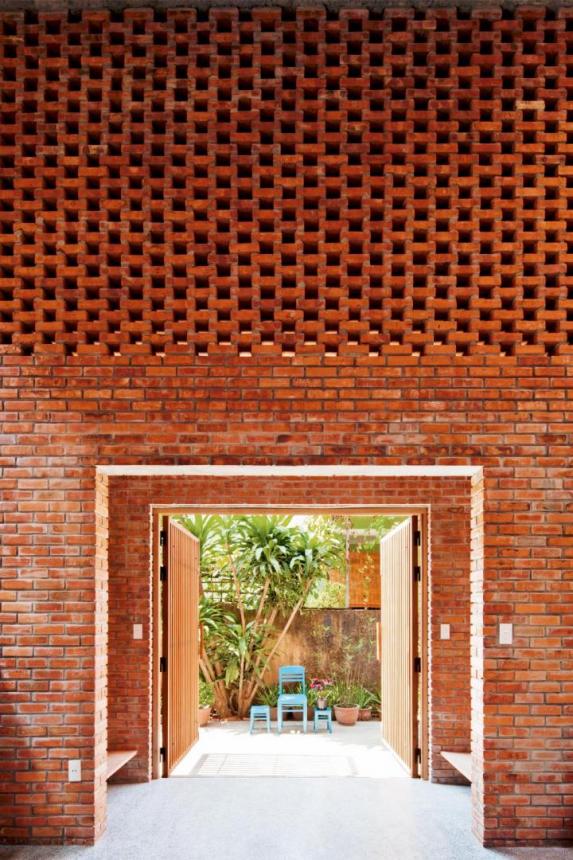 Termitary House
