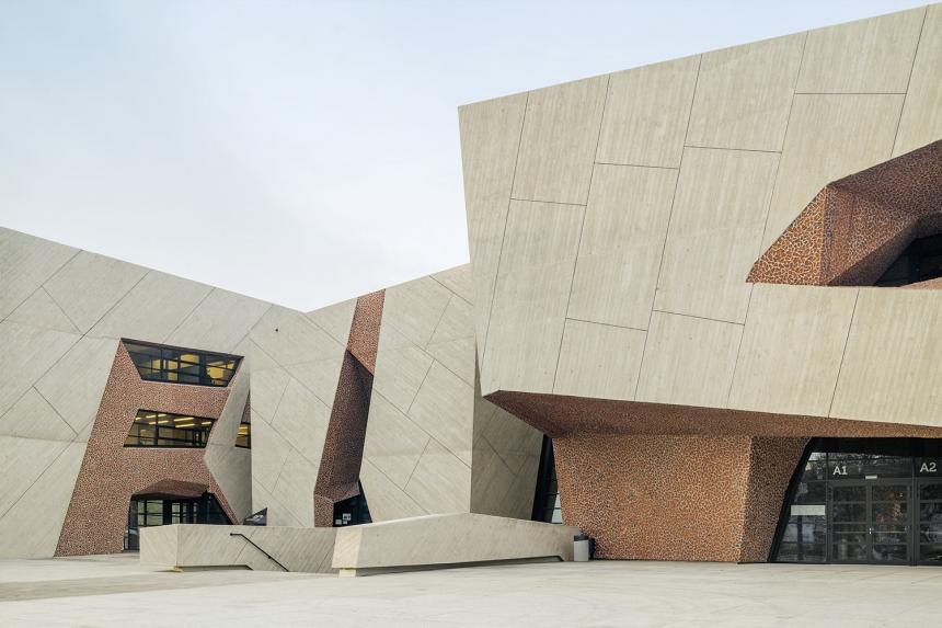 Kultur- und Kongresszentrum Jordanki
