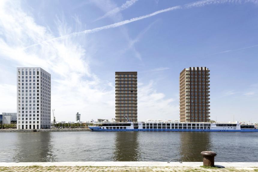Towers T5 & T6 on Westkaai