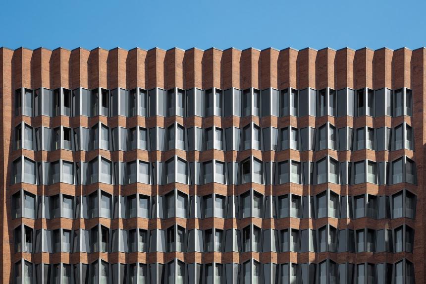 The residential building in Sadovye Kvartaly complex