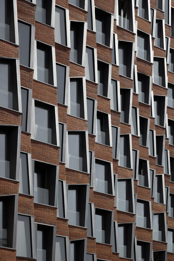 The residential building in Sadovye Kvartaly complex