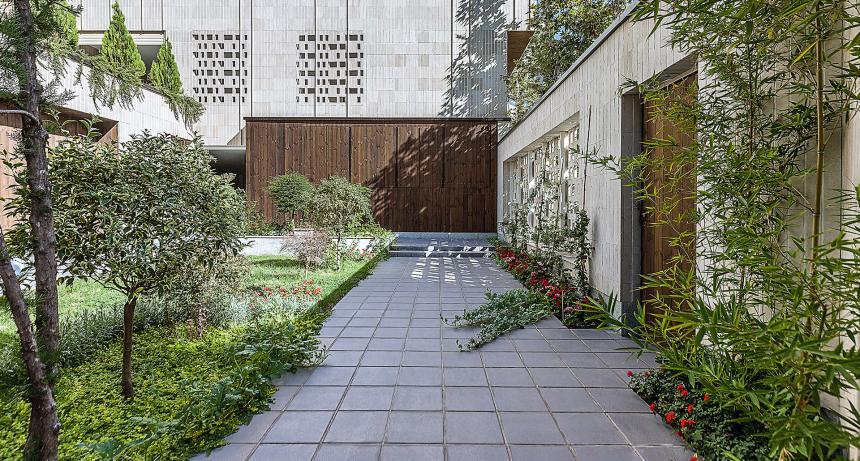 A house with a green neighbourhood