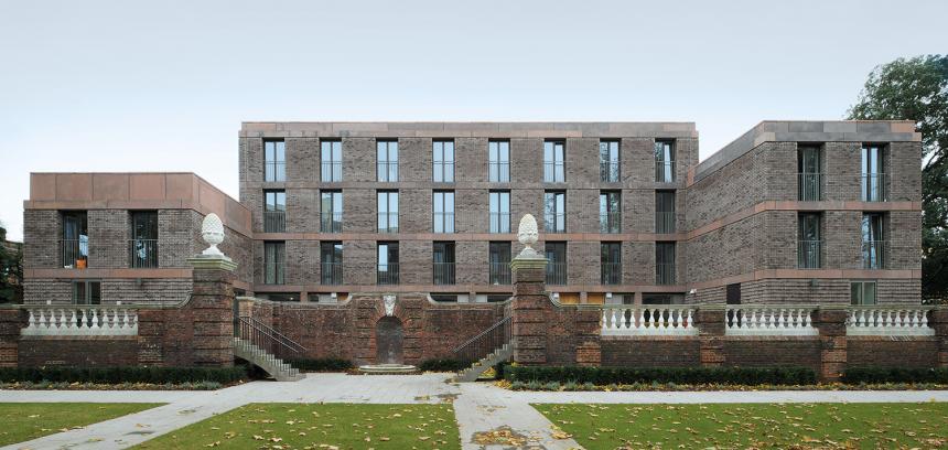 Chadwick Hall Student Residencies